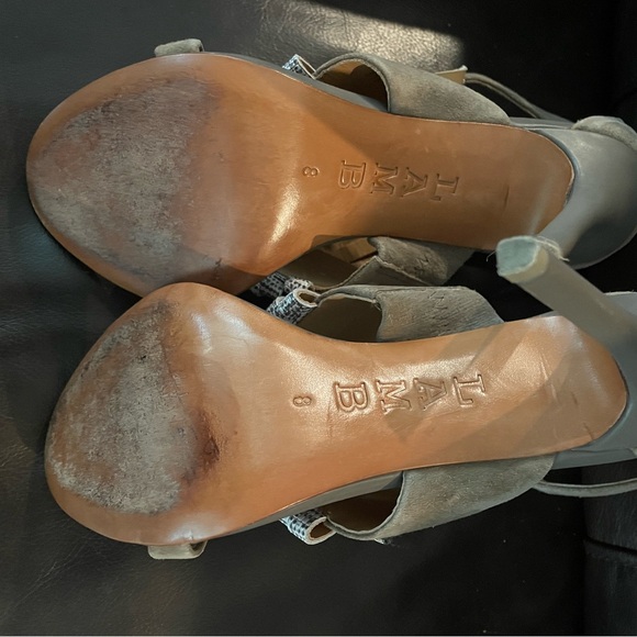 L.A.M.B Heeled Sandals With Back Zipper Size 8 - Picture 8 of 9